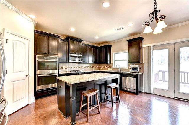 610 Eldridge Drive, Suwanee, GA 30024