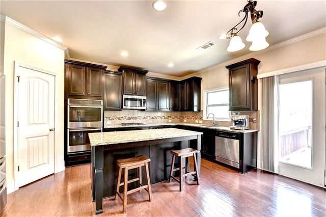 610 Eldridge Drive, Suwanee, GA 30024