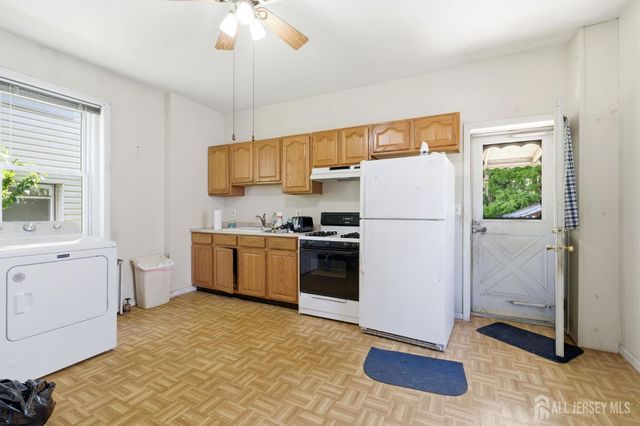 17 Fisher Avenue, Bound Brook, NJ 08805