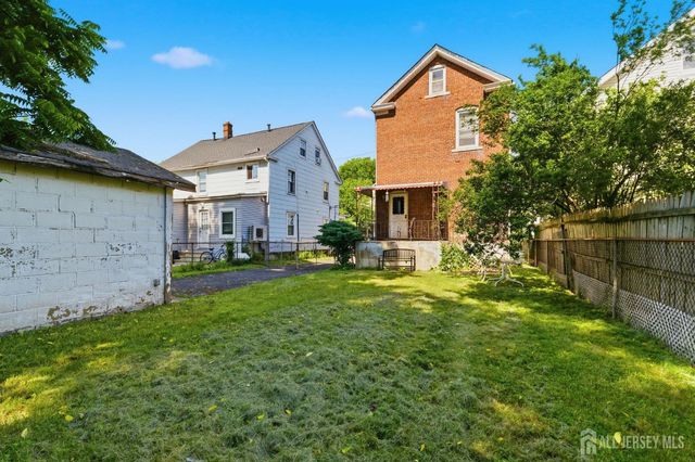 17 Fisher Avenue, Bound Brook, NJ 08805