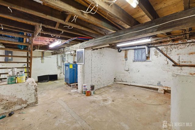 17 Fisher Avenue, Bound Brook, NJ 08805