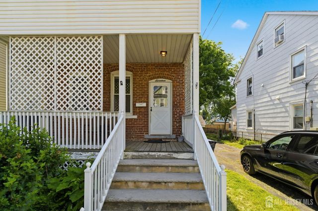 17 Fisher Avenue, Bound Brook, NJ 08805