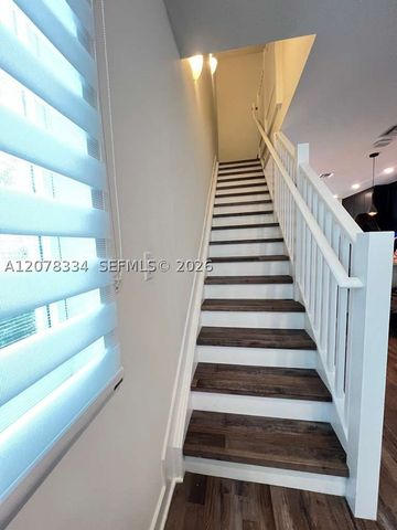 10229 NW 64th Ter 101, Doral, FL 33178