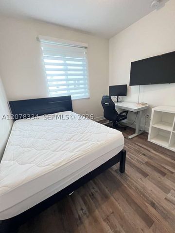 10229 NW 64th Ter 101, Doral, FL 33178