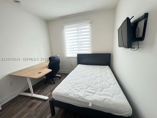 10229 NW 64th Ter 101, Doral, FL 33178
