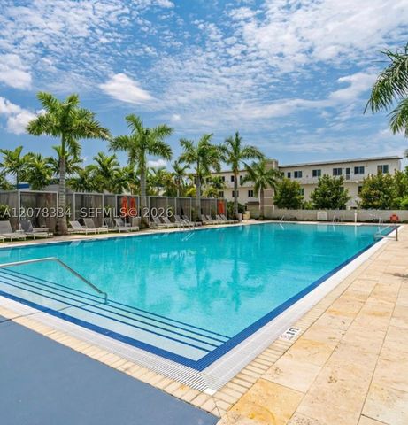 10229 NW 64th Ter 101, Doral, FL 33178