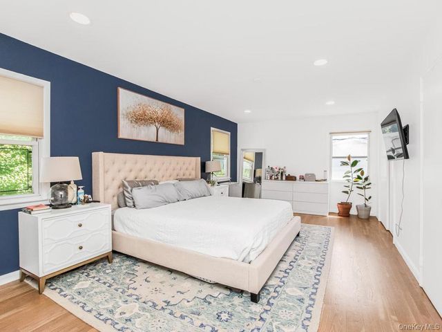 36 Balmoral Crescent, White Plains, NY 10607
