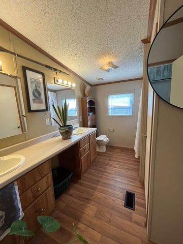 403 County Road 324 Cr, Alice, TX 78332