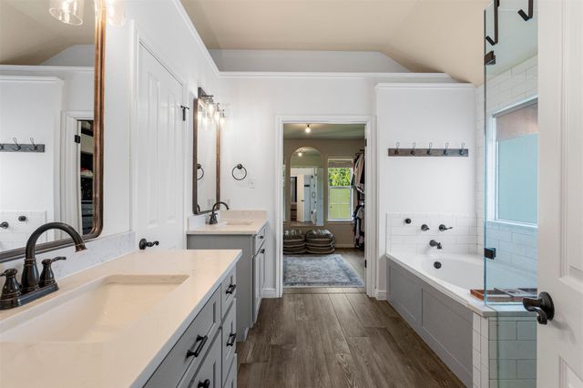 5421 Korth DR, Austin, TX 78749