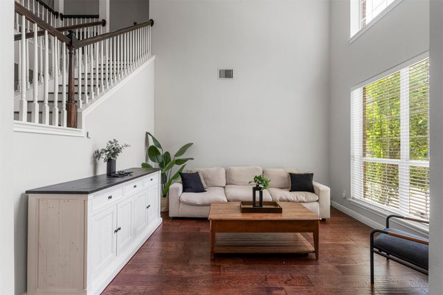 5421 Korth DR, Austin, TX 78749