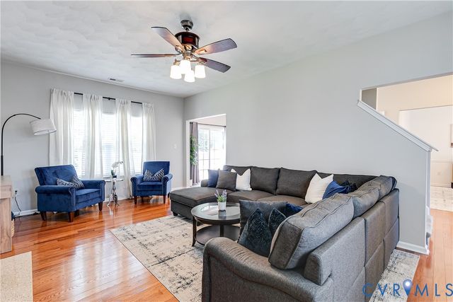 8429 Jordan Heights Ln, North Dinwiddie, VA 23803