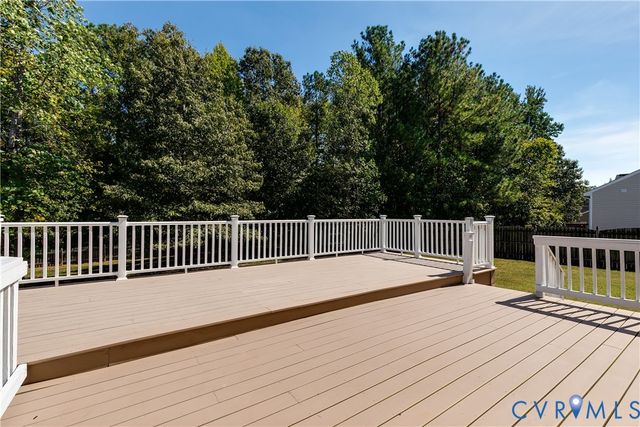8429 Jordan Heights Ln, North Dinwiddie, VA 23803