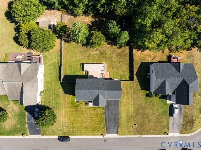 8429 Jordan Heights Ln, North Dinwiddie, VA 23803