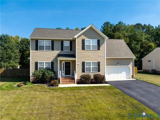 8429 Jordan Heights Ln, North Dinwiddie, VA 23803
