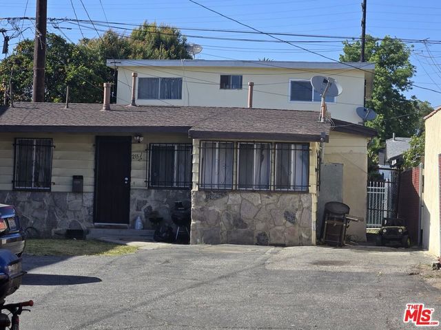 755 E 85th Street, Los Angeles, CA 90001