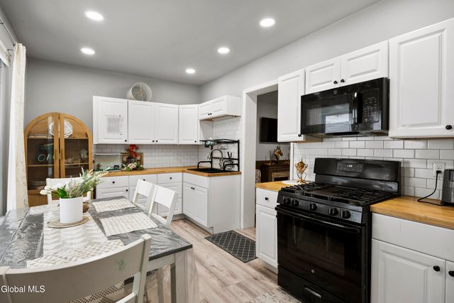 104 John Street, Rensselaer, NY 12144