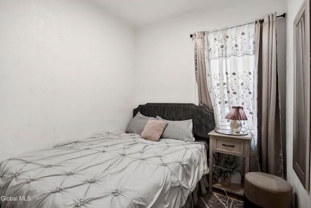 104 John Street, Rensselaer, NY 12144