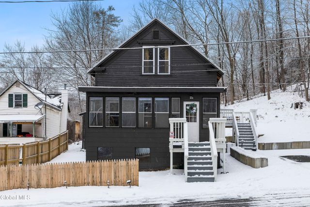 104 John Street, Rensselaer, NY 12144