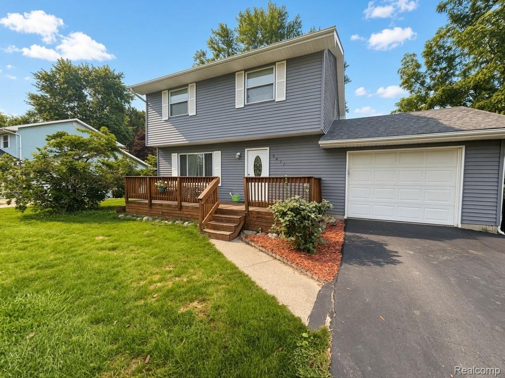 5471 Ole Banner Trail, Grand Blanc Charter Township, MI 48439