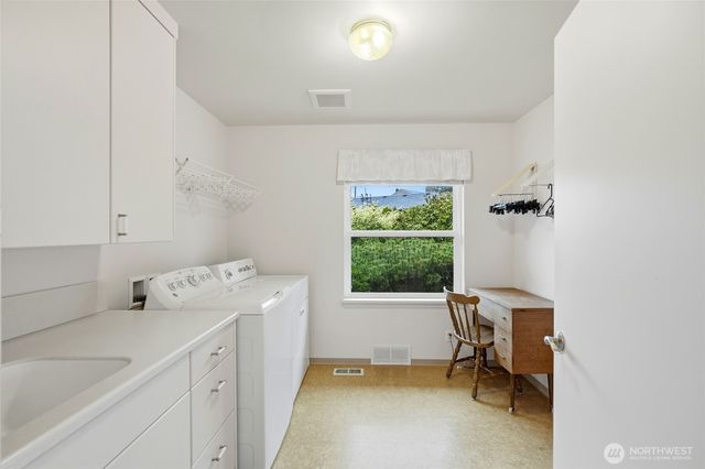 456 View Ridge Drive, Everett, WA 98203