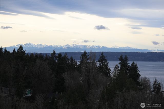 456 View Ridge Drive, Everett, WA 98203