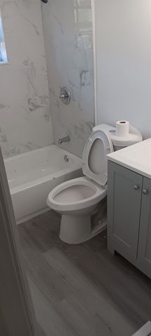 1211 N 25th St, Fort Pierce, FL 34947