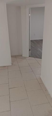 1211 N 25th St, Fort Pierce, FL 34947