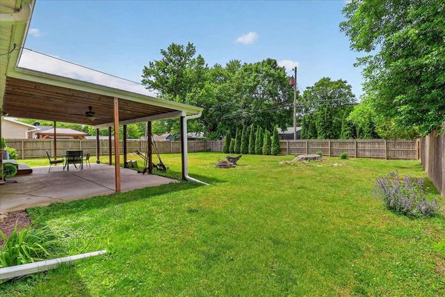 1304 S Orchard Street, Janesville, WI 53546