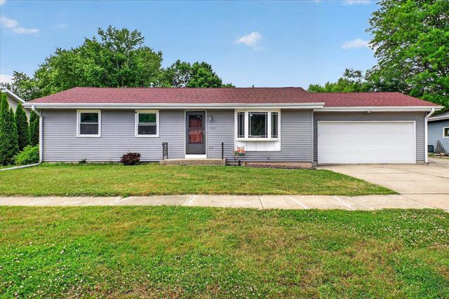 1304 S Orchard Street, Janesville, WI 53546
