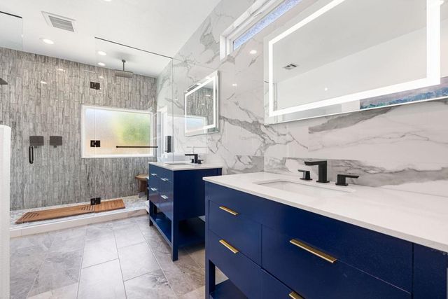 43875 Milan Court, La Quinta, CA 92253