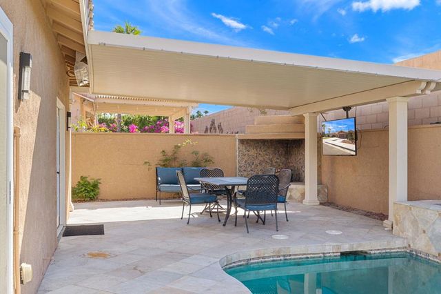 43875 Milan Court, La Quinta, CA 92253