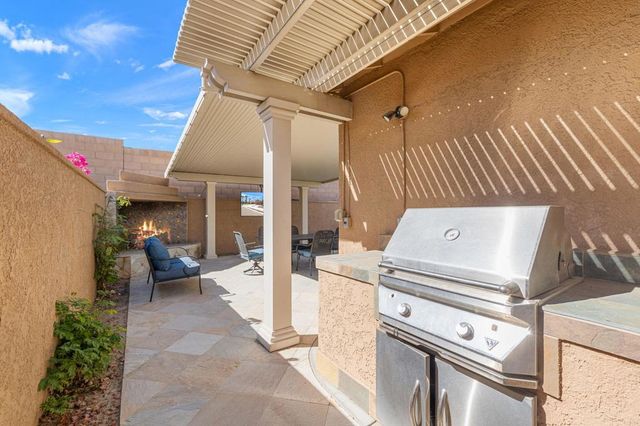 43875 Milan Court, La Quinta, CA 92253