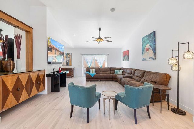 43875 Milan Court, La Quinta, CA 92253