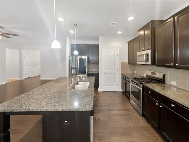 1016 Creekhead Drive, Villa Rica, GA 30180