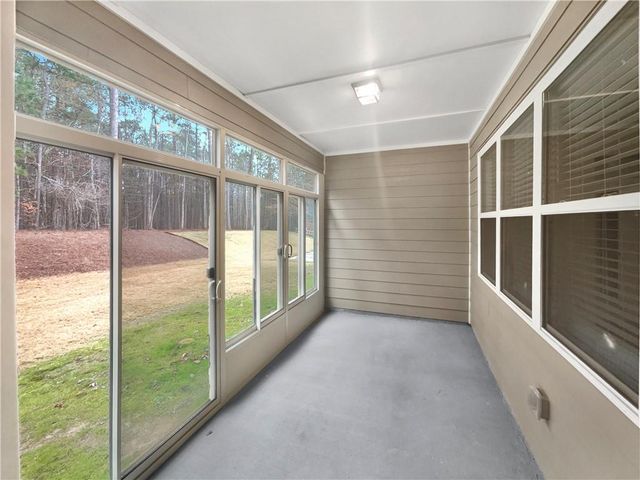 1016 Creekhead Drive, Villa Rica, GA 30180