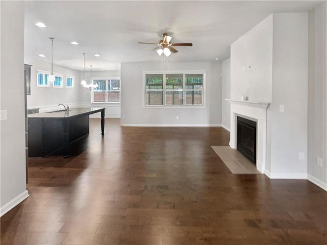 1016 Creekhead Drive, Villa Rica, GA 30180