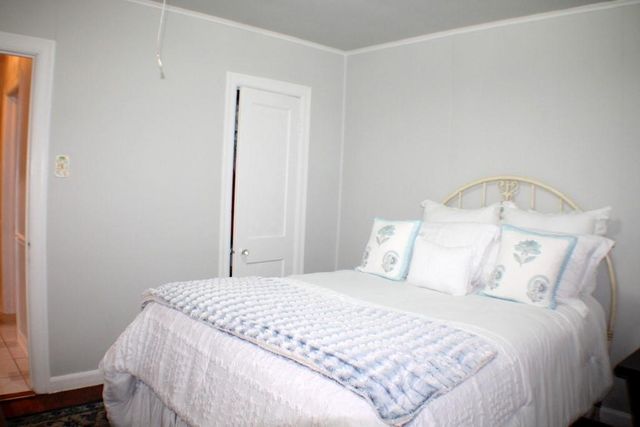 7833 Narcissus Street, Houston, TX 77012