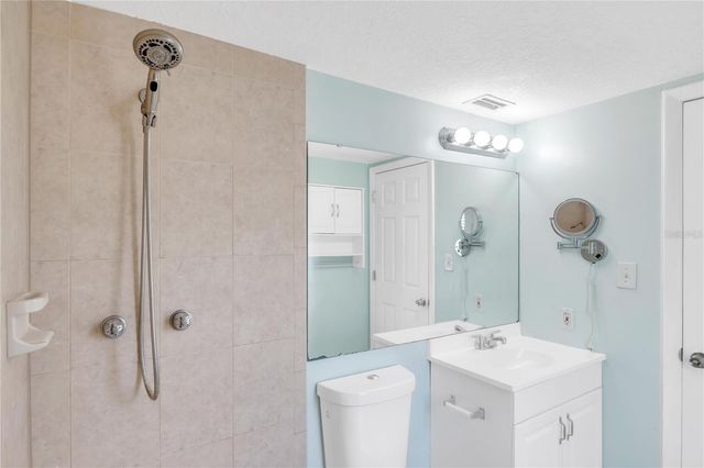 1000 S SEMORAN BOULEVARD 805, Winter Park, FL 32792