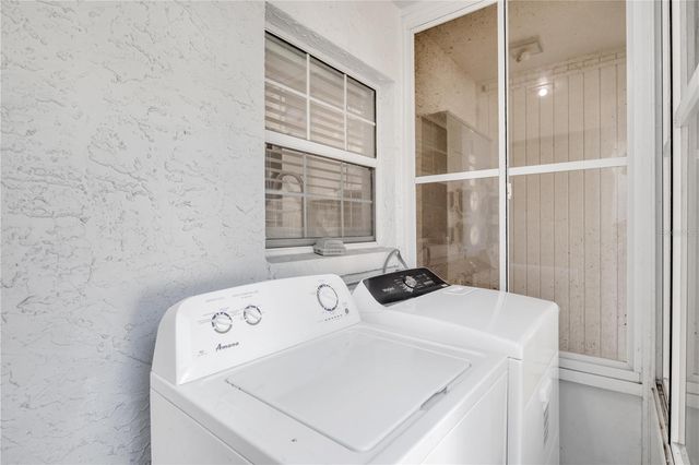 1000 S SEMORAN BOULEVARD 805, Winter Park, FL 32792