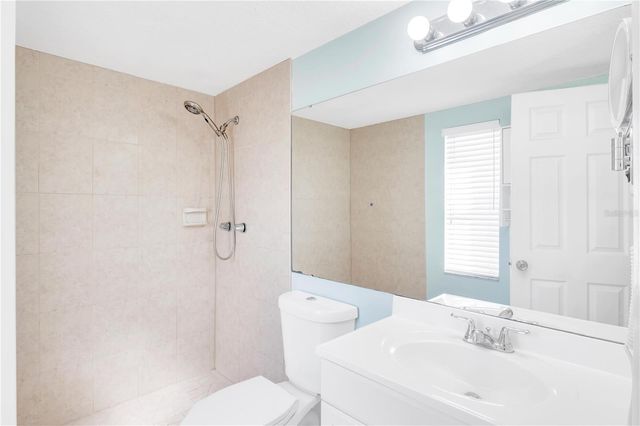 1000 S SEMORAN BOULEVARD 805, Winter Park, FL 32792