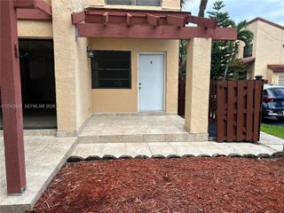 301 W Park Dr 101-11, Miami, FL 33172