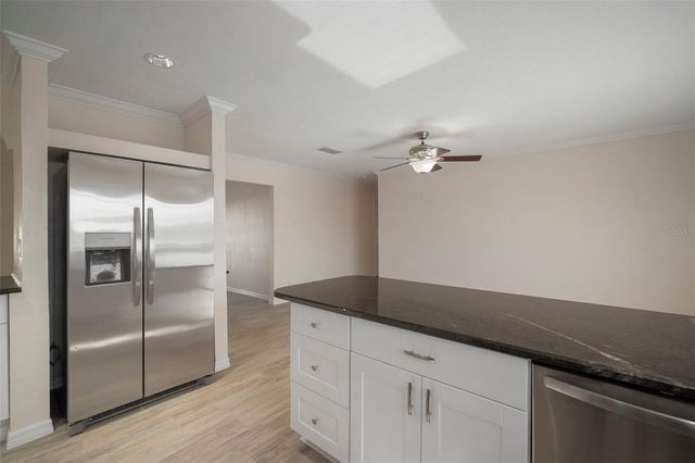 910 SPINDLE PALM WAY, Apollo Beach, FL 33572