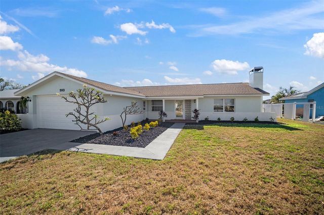 910 SPINDLE PALM WAY, Apollo Beach, FL 33572