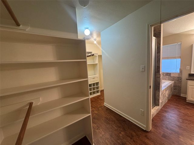 711 W Clady Drive, Spring, TX 77386