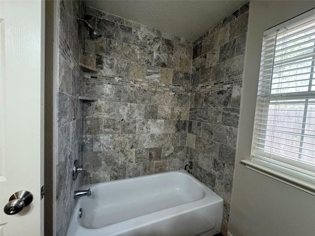 711 W Clady Drive, Spring, TX 77386