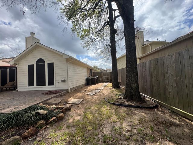 711 W Clady Drive, Spring, TX 77386