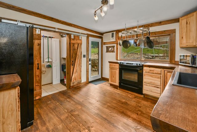 337 Parkside Drive, Hollister, MO 65672