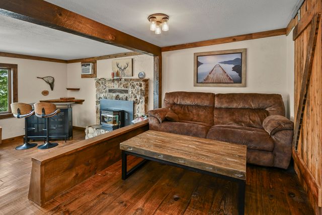 337 Parkside Drive, Hollister, MO 65672