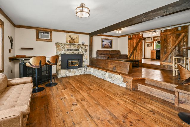 337 Parkside Drive, Hollister, MO 65672