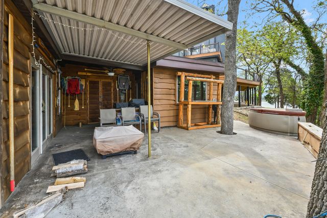 337 Parkside Drive, Hollister, MO 65672
